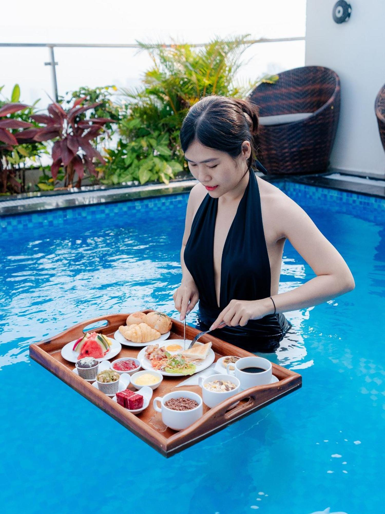 Vian Hotel And Spa Danang Exteriör bild